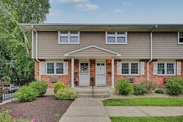 418 Meadow Street #F-2, Agawam, MA 01001