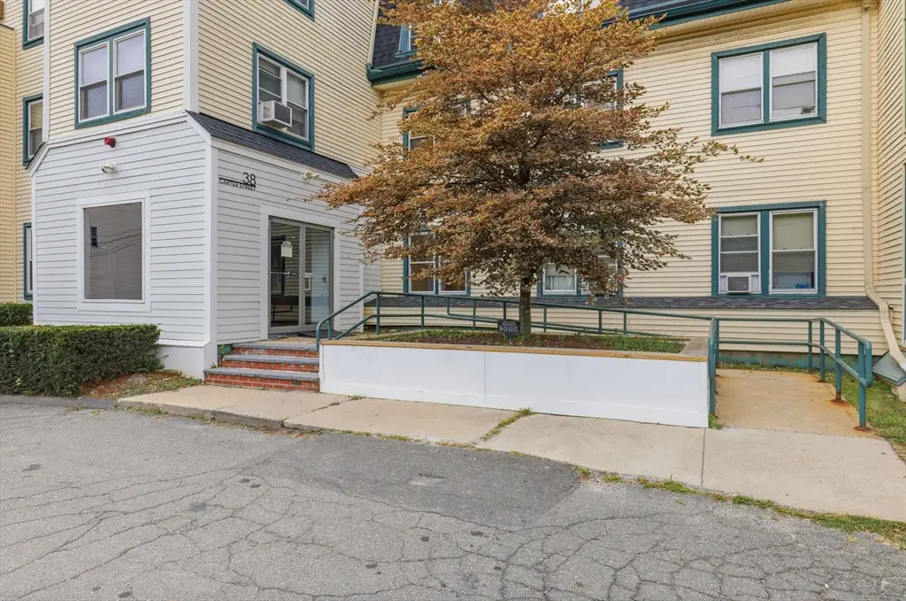 38 Carter St #107, Everett, MA 02149 - #1