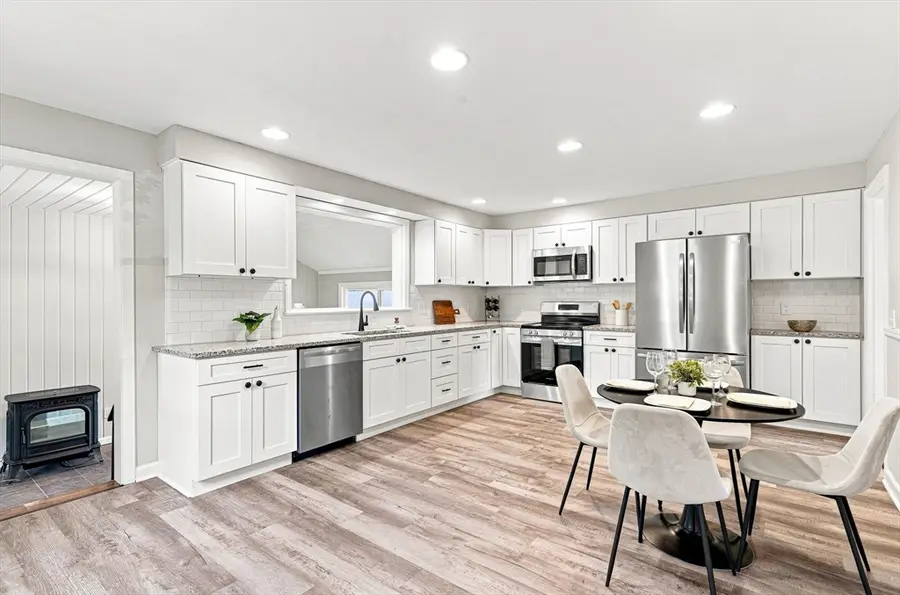 3 Maplelawn Dr, Monson, MA 01057 - #2