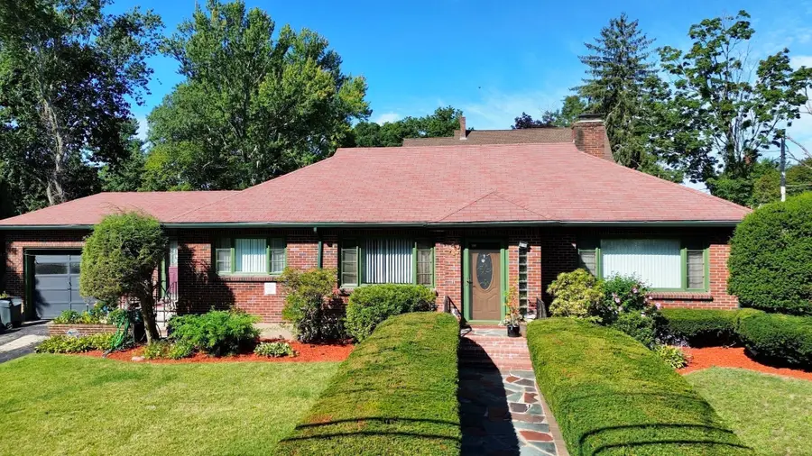 228 Sawtell Ave, Brockton, MA 02302 - #3