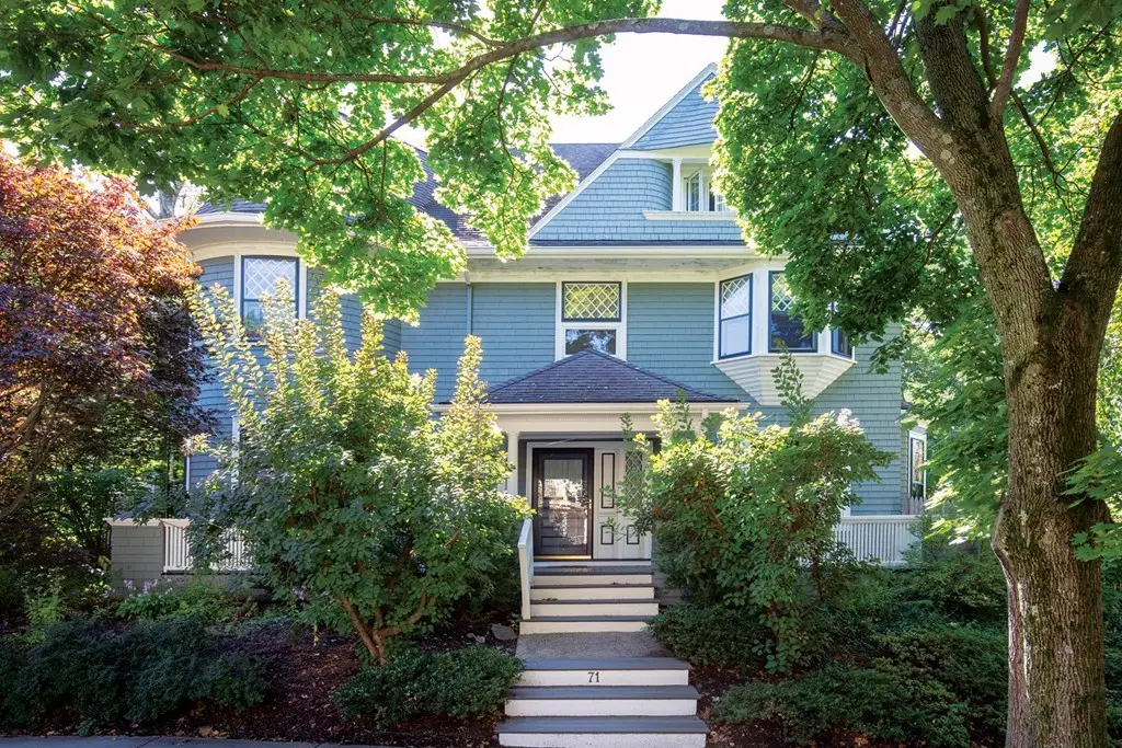 71 Addington Rd, Brookline, MA 02445 - #1