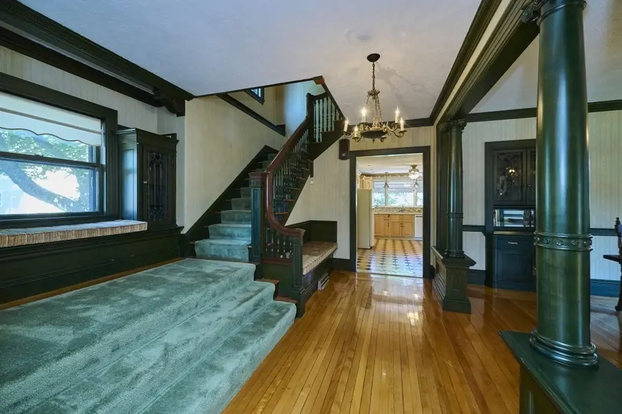 14 Lafayette St, Waltham, MA 02453 - #2