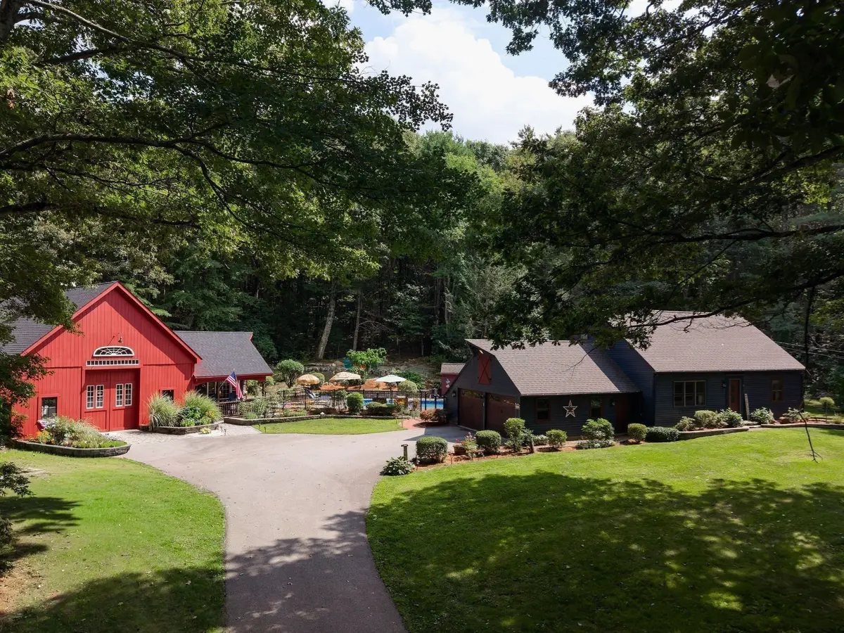 4 Oscars Drive, Spencer, MA 01562 - #1