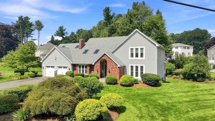 54 Blueberry Rdg, Westfield, MA 01085 - #3