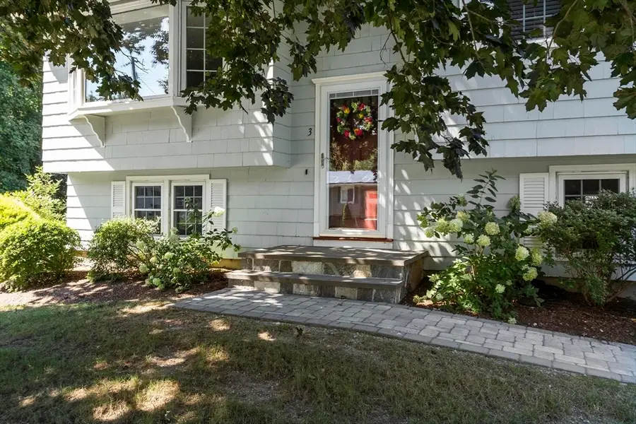 3 Dayton Street, North Chelmsford, MA 01863 - #3