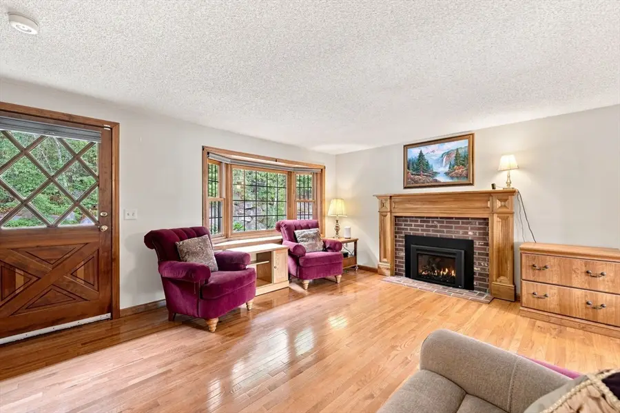E-46 Scotty Hollow Dr #E-46, North Chelmsford, MA 01863 - #3