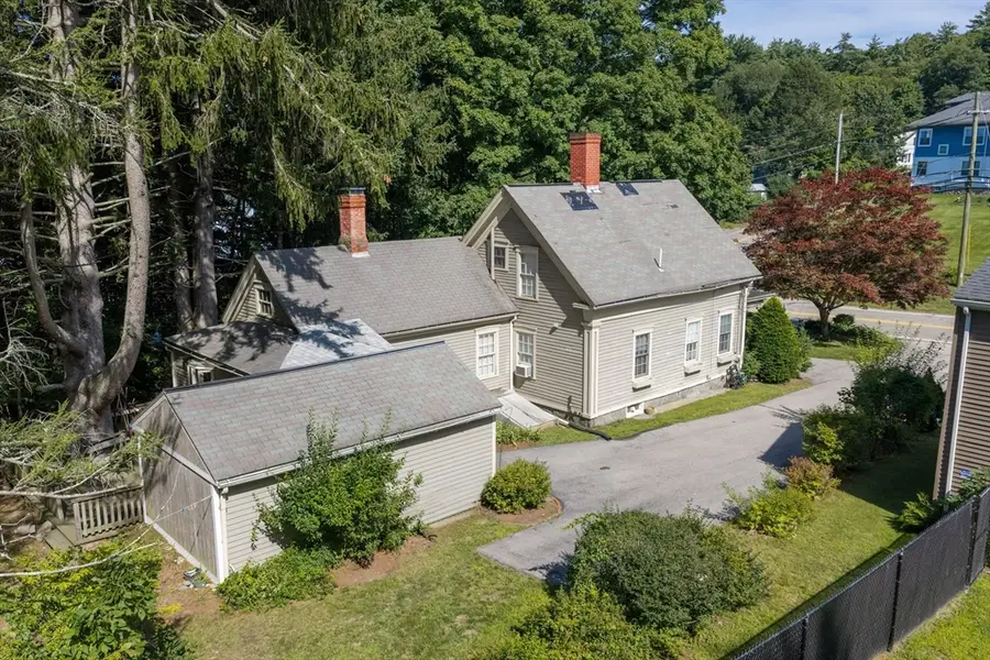 156 Main St, Douglas, MA 01516 - #3