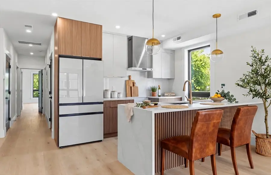 17 Holmes #2R, Quincy, MA 02171 - #2