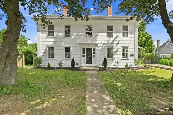 106 Main St, Blandford, MA 01008