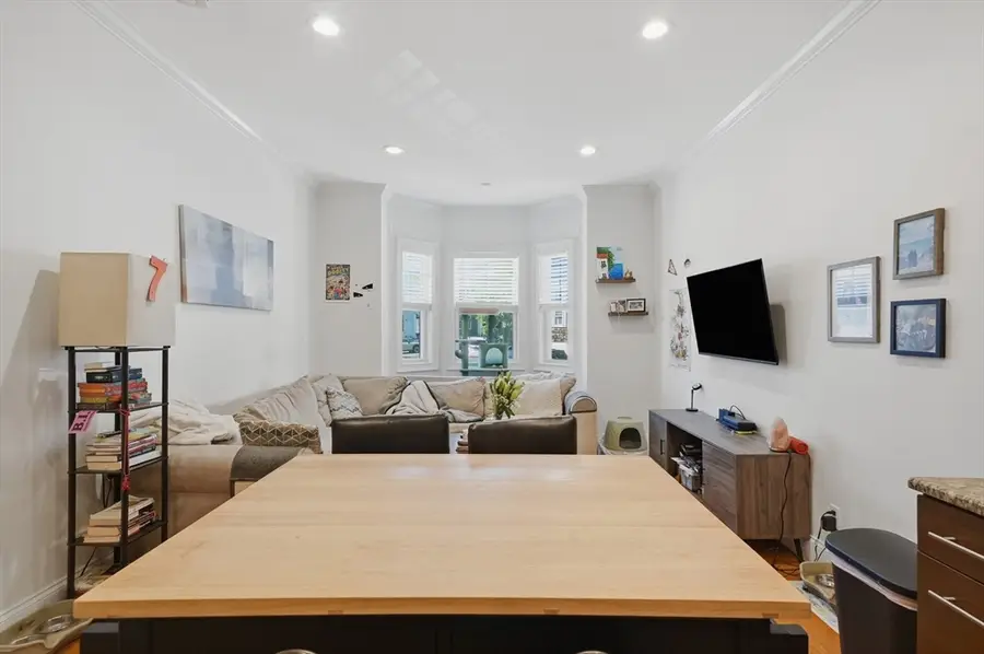 502 Sumner St #1, Boston, MA 02128 - #3