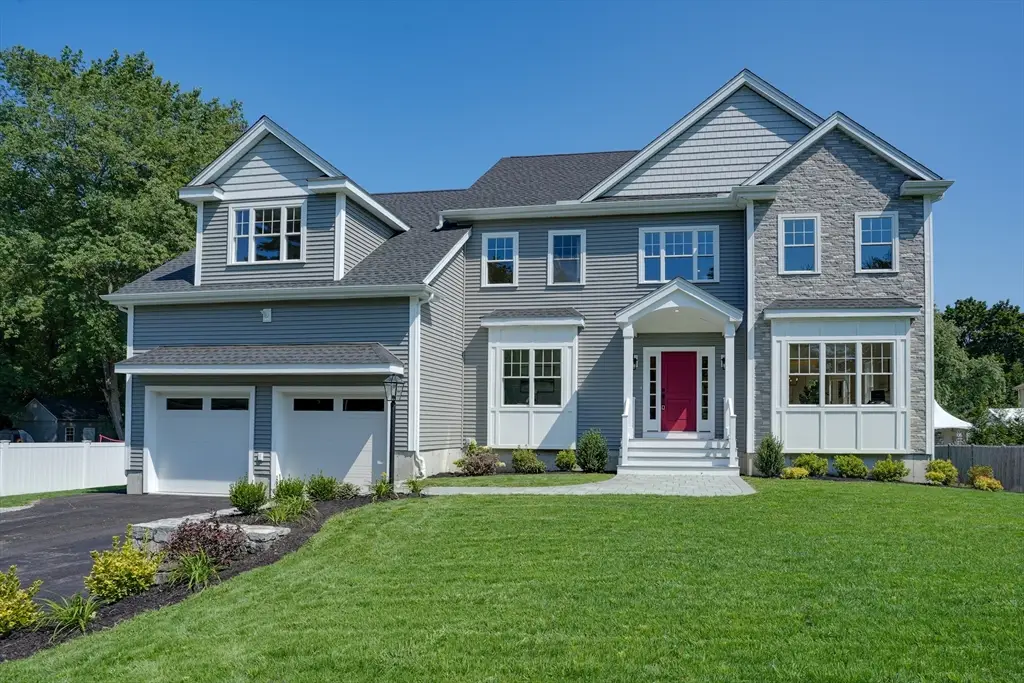 4 Wildwood St, Burlington, MA 01803 - #1
