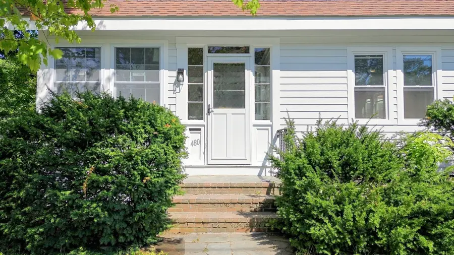 480 Summer St, Brockton, MA 02302 - #3