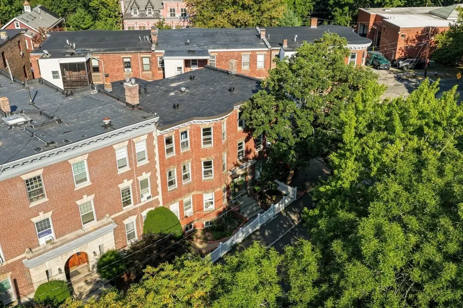 26 Parkway Road, Brookline, MA 02445 - #3