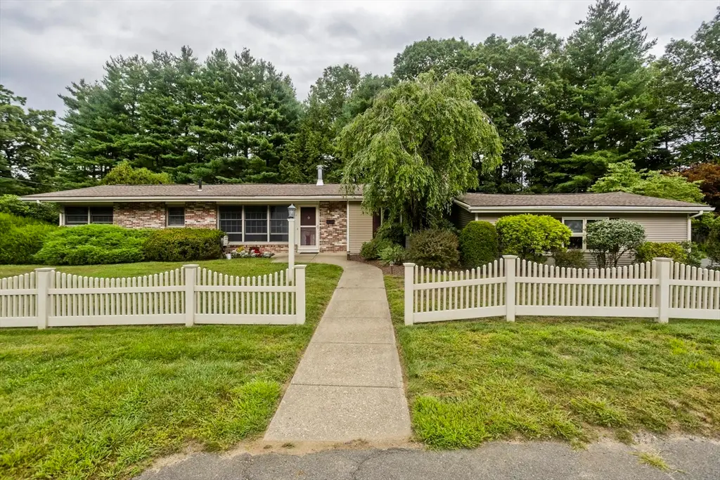 14 Sunset Dr, Turners Falls, MA 01376 - #1