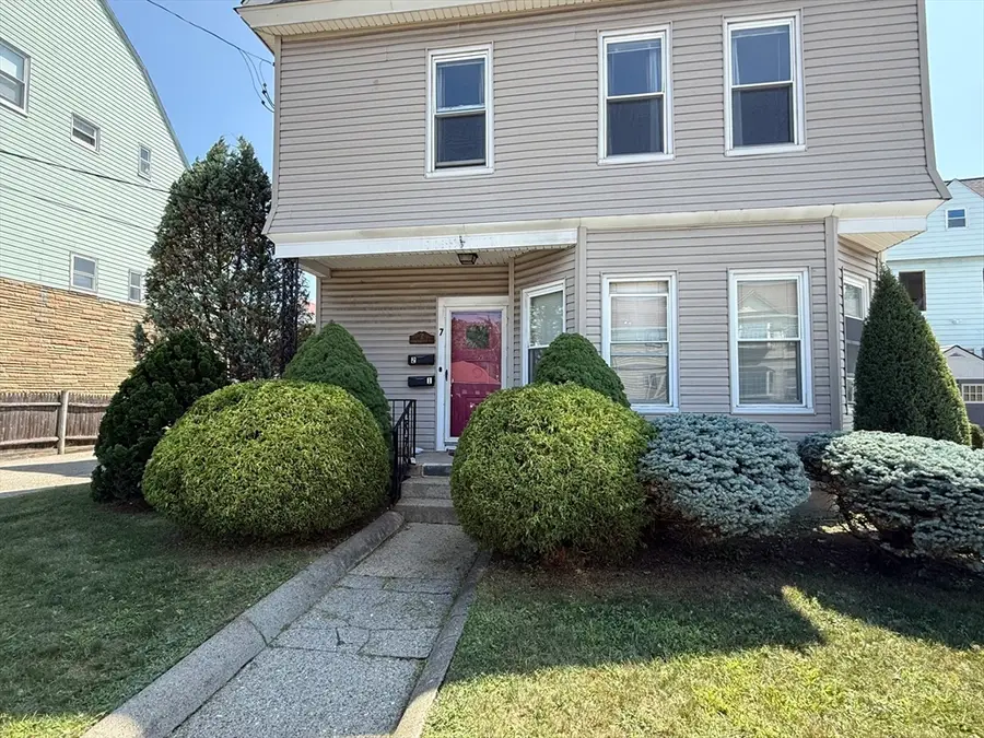 7 Pembroke St, Medford, MA 02155 - #2