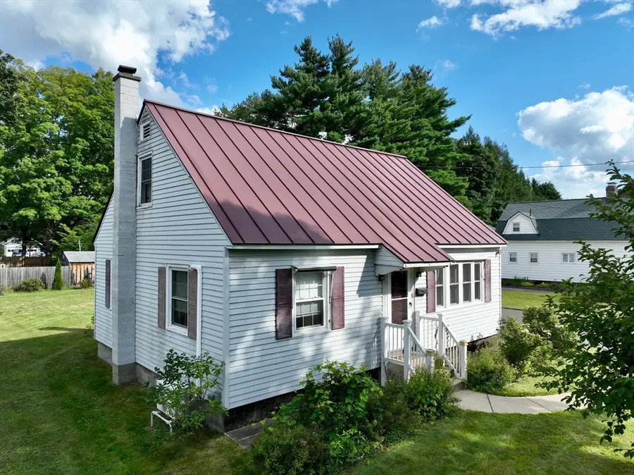 81 Vernon St, Greenfield, MA 01301 - #2