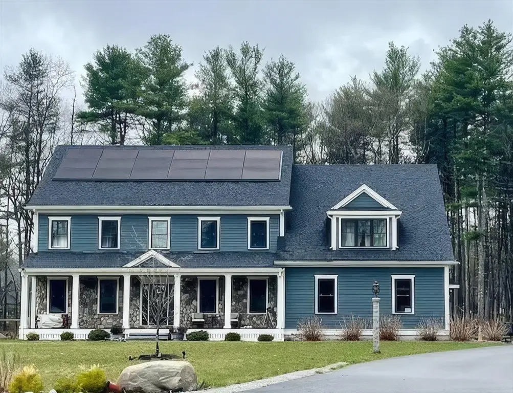 4 Hummingbird Ln, Westford, MA 01886 - #1
