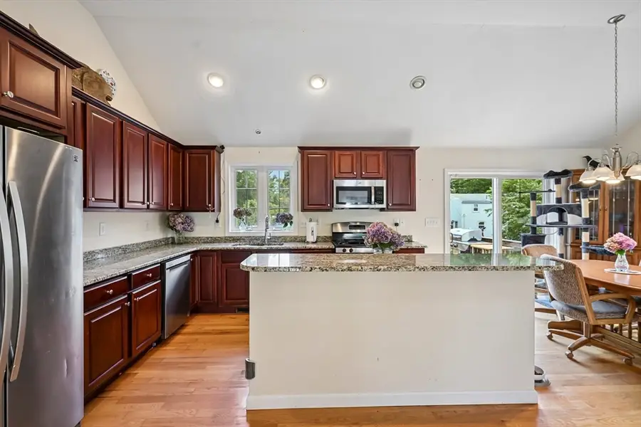 12 Autumn St, Billerica, MA 01821 - #3