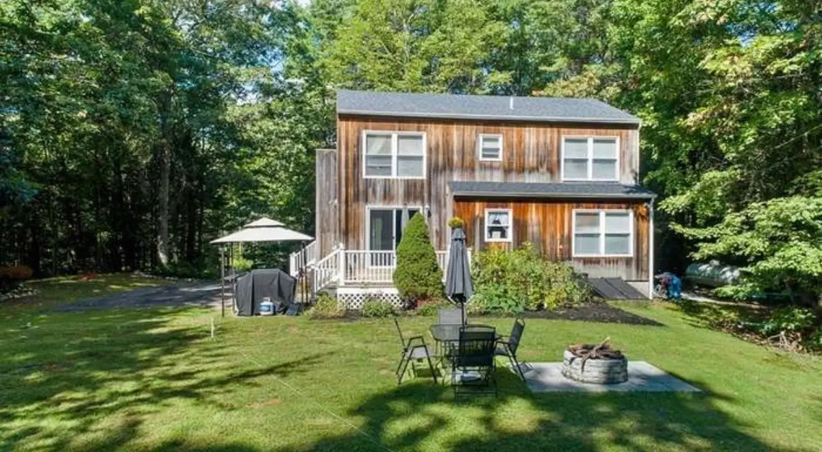 19 Jade, Derry, NH 03038 - #1