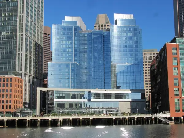 500 Atlantic Avenue #19N, Boston, MA 02210