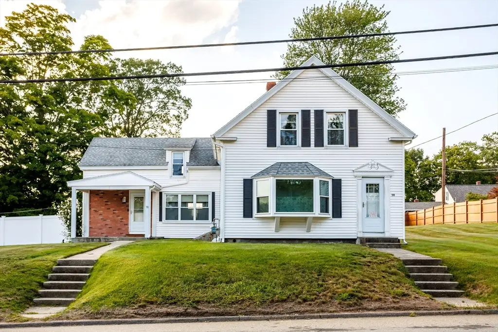 38 Woodland St, Methuen, MA 01844 - #1