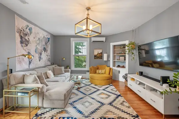 12 Linden St #4, Salem, MA 01970