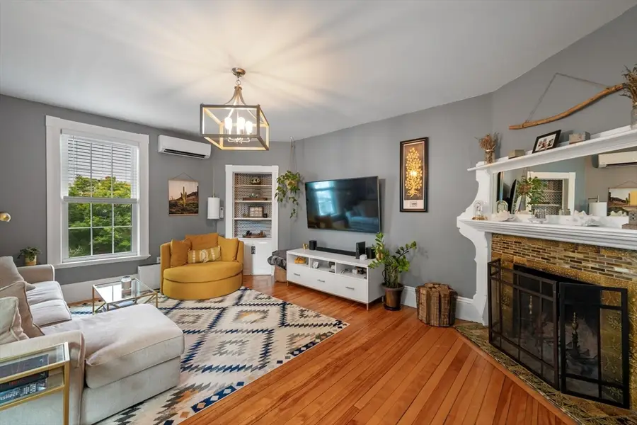 12 Linden St #4, Salem, MA 01970 - #3