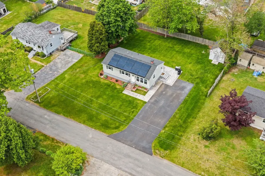 19 Burr Ave, Pembroke, MA 02359 - #3