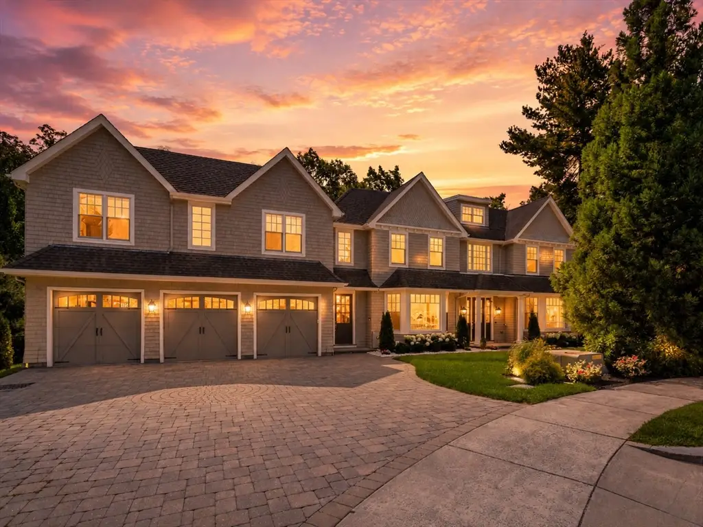 31 Kesseler Way, Newton, MA 02467 - #1