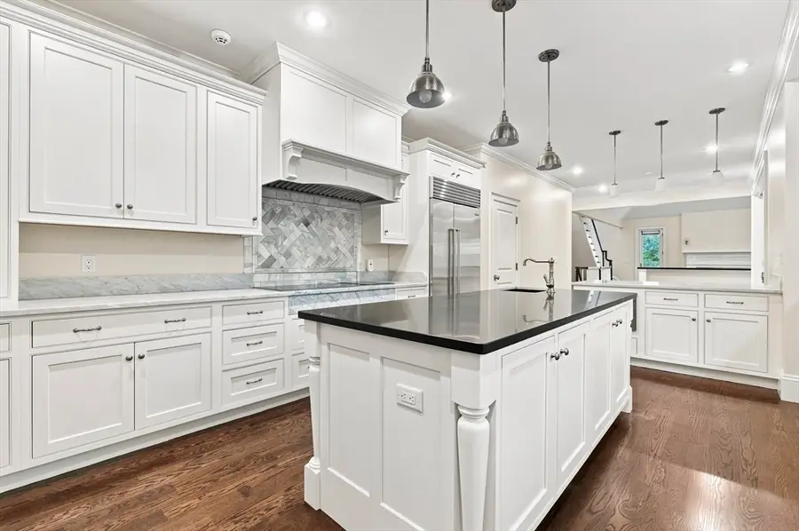 31 Kesseler Way, Newton, MA 02467 - #2