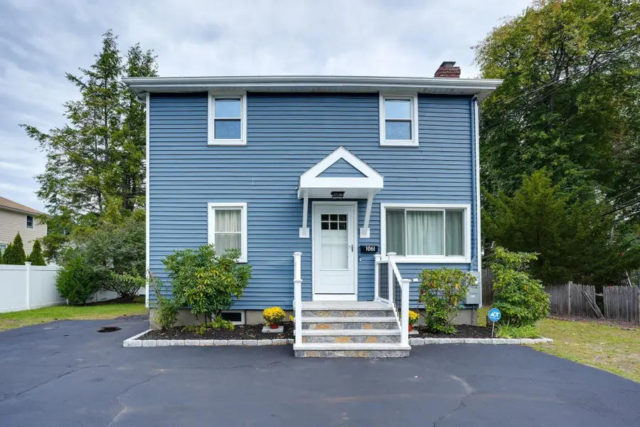 1061 Trapelo Rd, Waltham, MA 02451 - #2