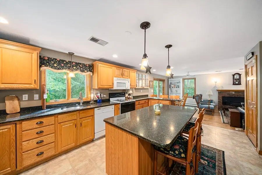 66 Cottage Ln, Weymouth, MA 02188 - #3