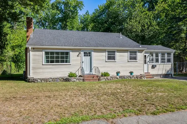 11 Virginia Cir, Randolph, MA 02368