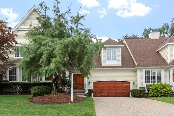 4 Bobby Jones #4, Andover, MA 01810