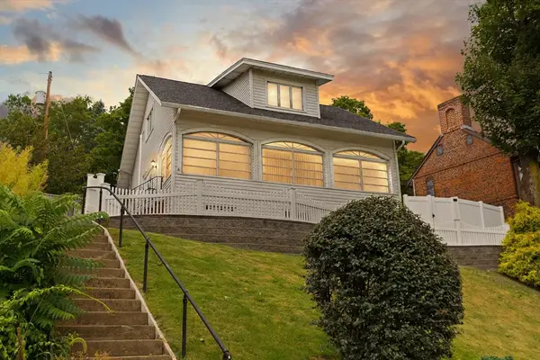 6 Groveland St, Haverhill, MA 01830
