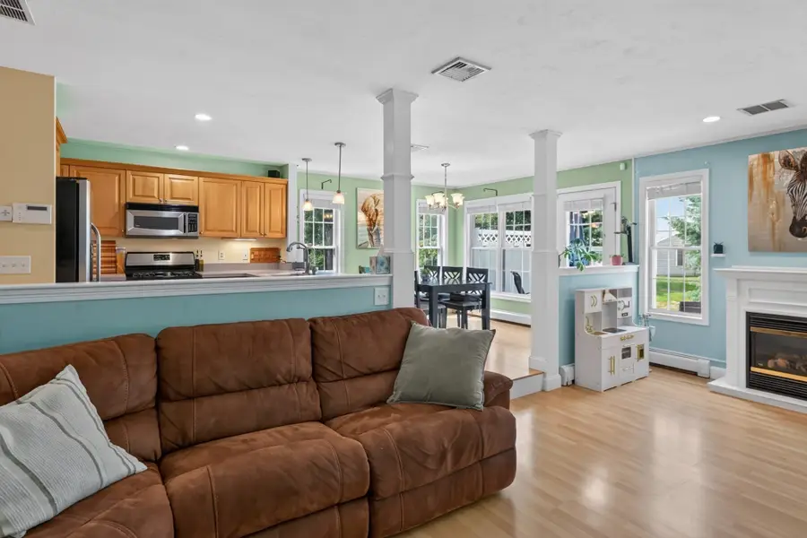 7 Sycamore Dr #7, Middleboro, MA 02346 - #3