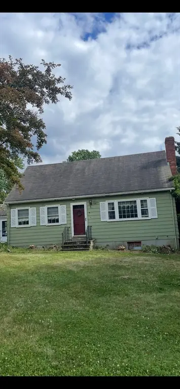 11 Glenn Dr, Franklin, MA 02038