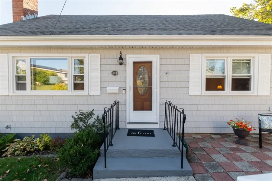 8 Siren St, Winthrop, MA 02152 - #2