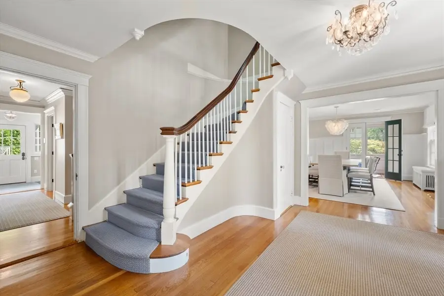 32 Arlington Road, Wellesley, MA 02481 - #3