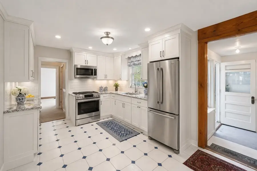 16 Alachua Rd, Weymouth, MA 02189 - #3