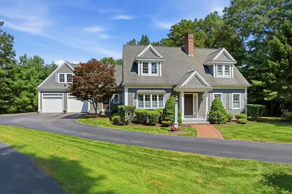 12 Boxwood Lane, Lexington, MA 02420