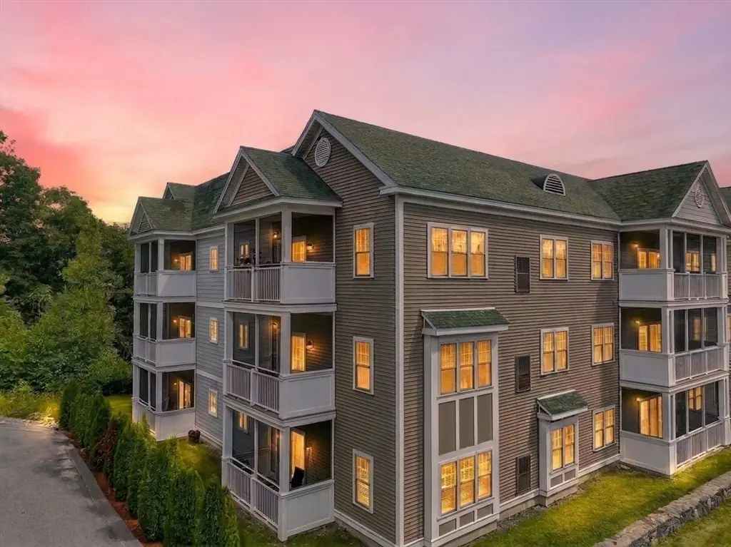 2201 Briarwood Village #2201, Clinton, MA 01510 - #1