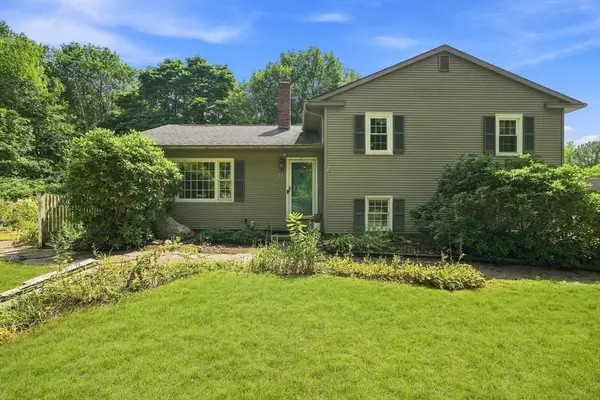 71 Mt Holyoke Drive, Amherst, MA 01002
