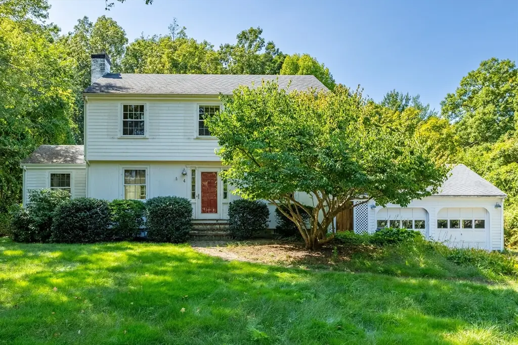 4 Meadowbrook Rd, Dover, MA 02030 - #1