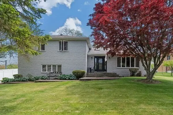 394 Lees River Avenue, Somerset, MA 02725 - #1