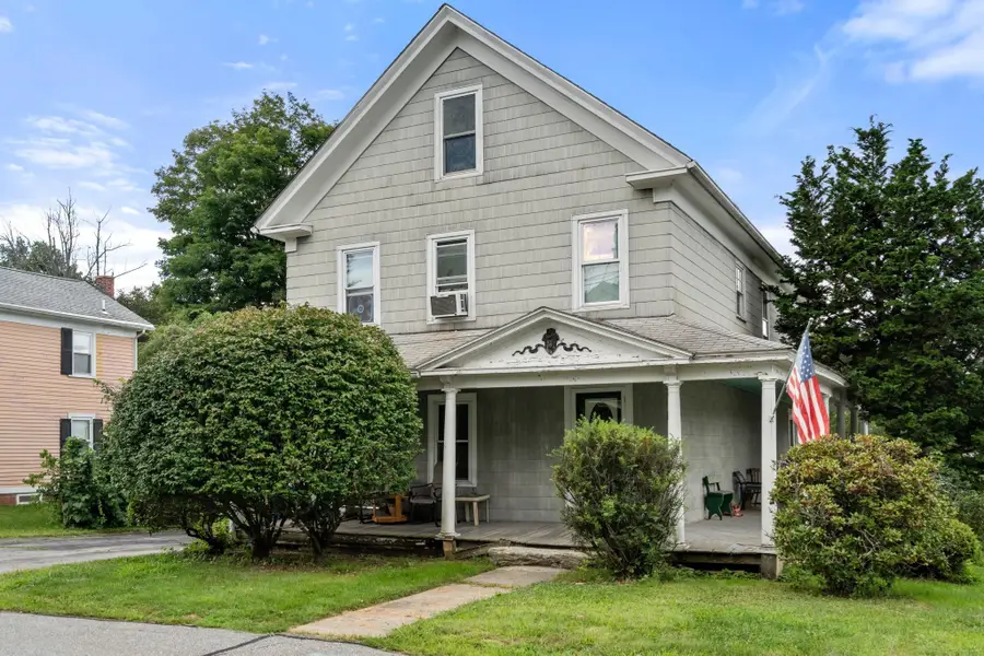44 Grove St, Leicester, MA 01524 - #3