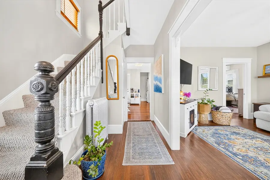 542 Shirley St, Winthrop, MA 02152 - #2