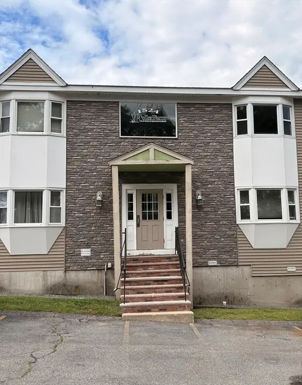 1524 Gorham St #104, Lowell, MA 01852