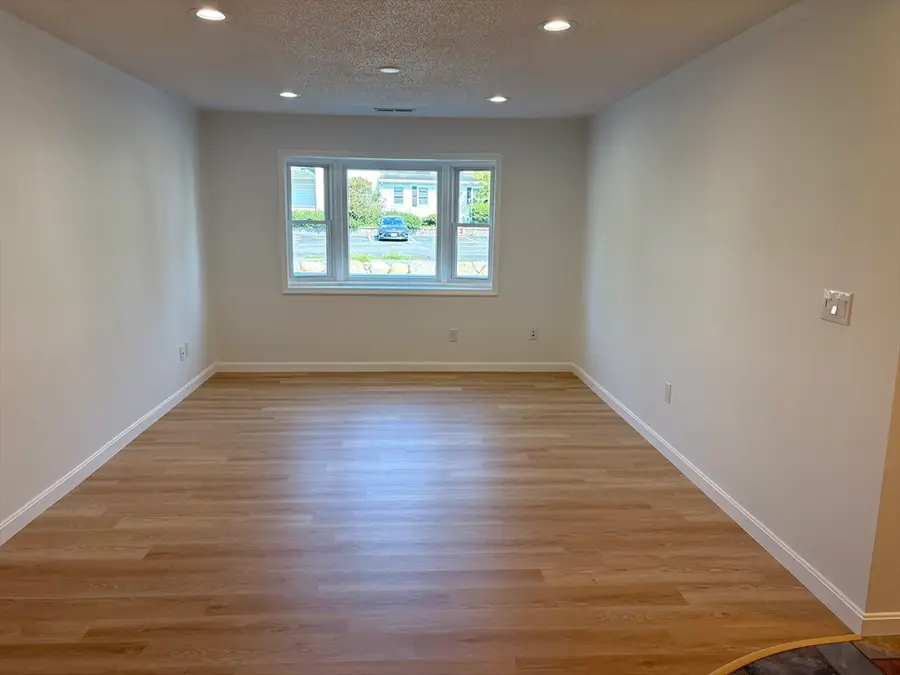 1524 Gorham St #104, Lowell, MA 01852 - #3