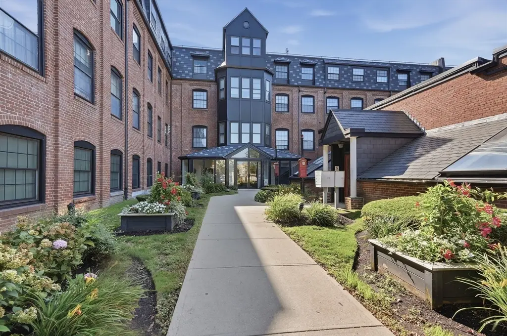 21 Linden St #421, Quincy, MA 02170 - #1